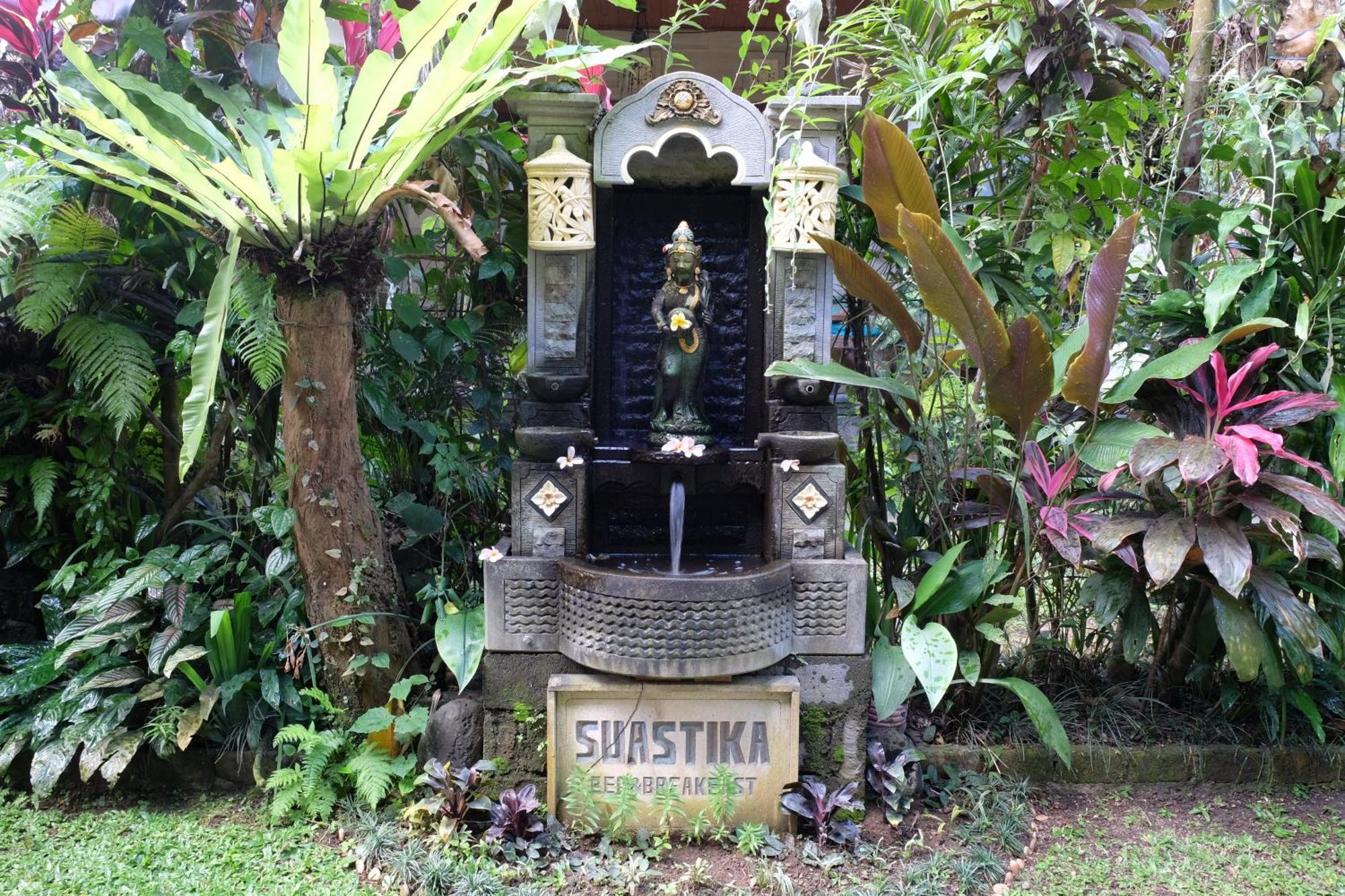 Suastika Guest House Ubud Exteriör bild