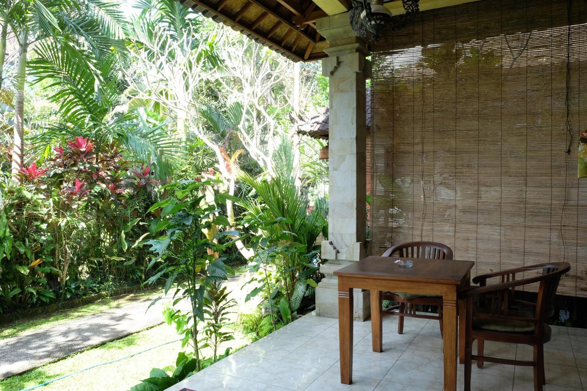 Suastika Guest House Ubud Exteriör bild